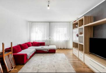 Vermietete Drei-Zimmer-Wohnung mit Balkon in gepflegter Wohnanlage