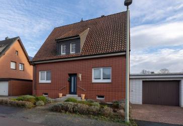 Zuhause ankommen und wohlfühlen: Einfamilienhaus mit Einliegerwohnung und großem Garten in Selm