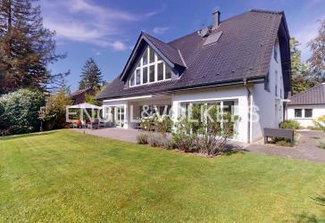 Vorschaubild Villa