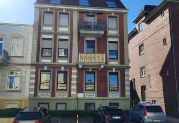 3-Zimmer-Altbauwohnung direkt am Deich