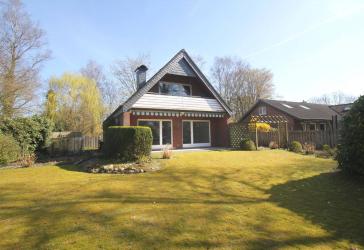 Modernisiertes Einfamilienhaus mit Garten & Wärmepumpe | Oldenburg-Ofenerdiek
