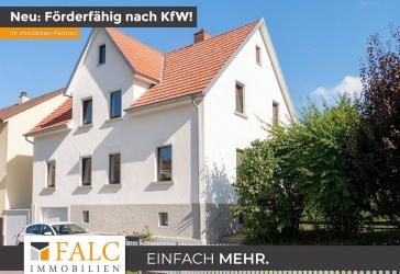 Einfamilienhaus mit idyllischem Garten und großer Garagenscheune