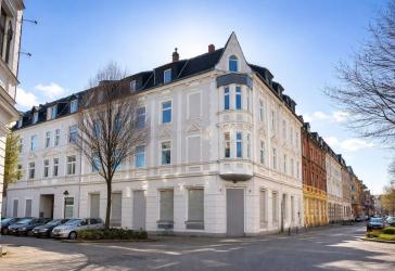 *8% Mietrendite & Courtage-frei* Geteilt-, saniert- und vollvermietetes 12-Parteien MFH in Ückendorf