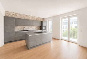 Modernes Wohnen mit großzügigem Balkon und Tiefgaragenstellplatz. Barrierefrei
