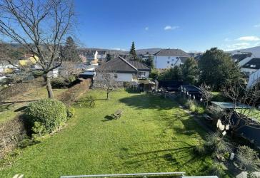 Gepflegte Dachgeschosswohnung mit großer Dachterrasse in Bonn-Plittersdorf!