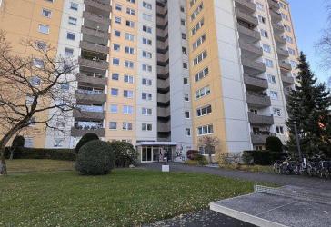 Moderne 3-Zimmer Wohnung mit Balkon im 10. OG in Köln-Eil (Porz)