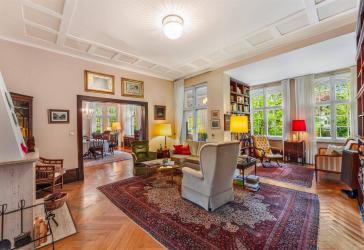 NEUER KP- 5.309,- pro QM- HERRSCHAFTLICHE 10 ZI.-DENKMALVILLA -uneinsehbares 1000 qm Südgrundstück