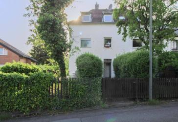Großzügiges Einfamilienhaus mit Garten und Entwicklungspotenzial in Stolberg-Zweifall