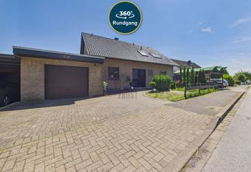 Großzügiges Zweifamilienhaus mit Wintergarten und Garten in Hüllhorst
