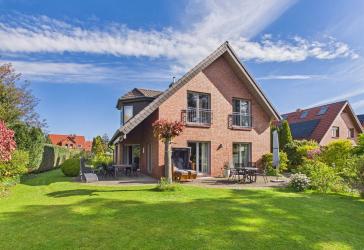 Modern, Ruhig & Eindrucksvoll - Familienhaus mit Garten, Terrasse und Wohnkomfort
