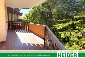 3 Zi. Wohnung im Hochparterre mit Balkon, in guter Wohnlage