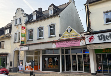 Westerburg Stadt! Gewerbe - Passage inkl. 2 Wohnungen und Parkplätze!