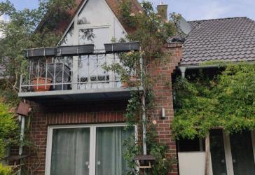 Barrierefreies Mehrgenerationenhaus mit Einliegerwohnung (Bj. 2013, Energiekl. A) mit 3.966 m² Parkgarten 72178 Waldachtal— von privat, provisionsfrei
