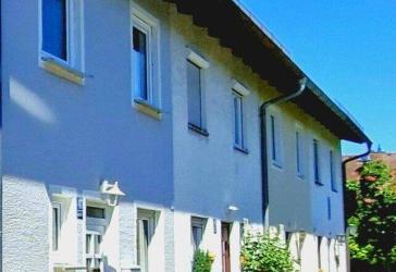 Seltene Gelegenheit: Ruhiges Reihenhaus in Ramersdorf. Provisionsfrei, grün & top angebunden