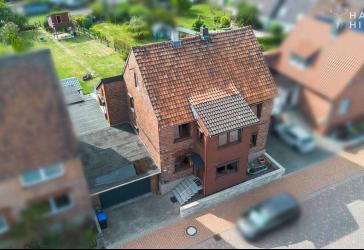 Viel Platz für Ihre Zukunft! Großzügiges Einfamilienhaus mit Garten, Garage und viel Wohnkomfort