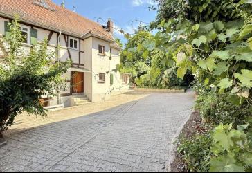Traumhaftes Fachwerkhaus mit großem Grundstück und Terrasse