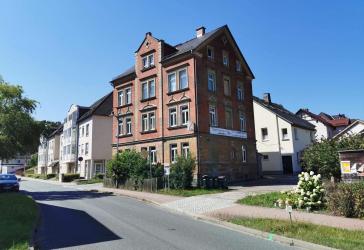 Mehrfamilienhaus mit 5 Wohnungen/326 m² Wohnfläche inkl. 1.045 m² Grundstück in Berga/Elster