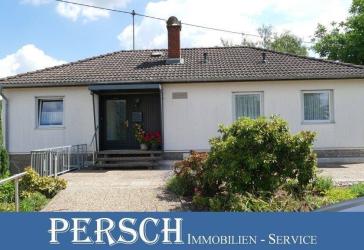 Geräumiges Familienhaus mit großzügigem Garten!!!
