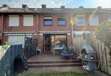 Modernisiertes Reihenmittelhaus mit Garage in zentraler ruhiger Wohnlage!