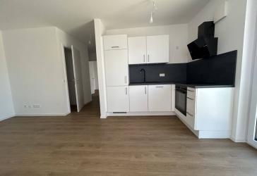 Modernes Wohnen in zentraler Lage - 2-Zimmer-Wohnung mit Balkon und Einbauküche