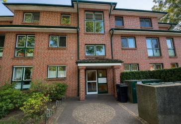 Wohnen am Stadtpark: Moderne 3-Zimmer-Wohnung mit Balkon