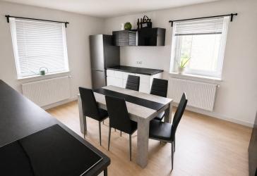 Moderne und sonnige 2-Zimmer-Wohnung zentrumsnah in Traunstein 1.OG - ideal zur Kapitalanlage!