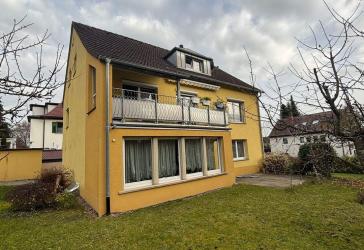 Provisionsfreies freistehendes Zweifamilienhaus mit ausgebautem Dachgeschoss Top-Zustand in VS-Schwenningen