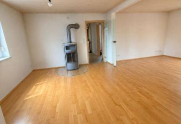 Charmantes Wohnhaus mit großem Garten und vielseitigen Nutzungsmöglichkeiten