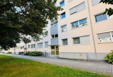 3-Zimmer-Wohnung mit Balkon und viel Potenzial in München