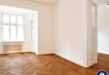 AIGNER - Sanierter 5-Zimmer-Altbautraum - Mitten im Lehel