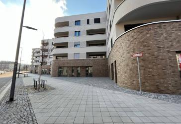 Geräumige 4-Raum Wohnung, mit 2 Balkonen, 2 Bäder, Tiefgarage, Fußbodenheizung