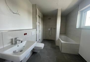 Friedrichshafen: 3,5-Zimmer Wohnung - FACETTENREICH - SPANNEND - LEBENDIG