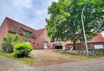 immo-schramm.de: Sehr gepfl. ehem. Bauernhaus mit Nebengebäude/2. Wohnung