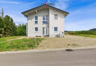 Traumblick inklusive: Stilvoller Neubau nahe Luxemburg - Ihr neues Zuhause in Biesdorf!