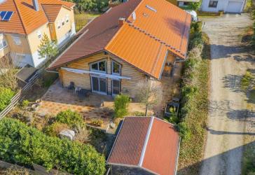 Nachhaltiges Wohnen in perfekter Lage - Massivholz-Bungalow im Naturpark Altmühltal