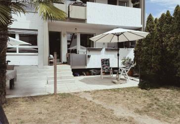 4-Zimmer-EG-Wohnung mit Garten im 3-Parteienhaus, Garage & Stellplatz