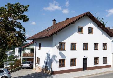 Vorschaubild Mehrfamilienhaus