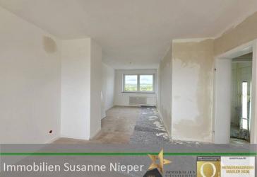 Frisch renoviert. Einfach einziehen und den Weitblick genießen. Wuppertal Langerfeld – 8.OGWE39