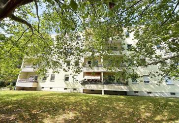Kapitalanlage Berlin-Reinickendorf: 4 Zimmer, Südbalkon, nur 3.088 €m² - provisionsfrei
