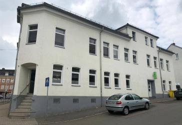 Kapitalanleger Mehrfamilienhaus mit einem Gewerbe Zwickau Marienthal zu verkaufen