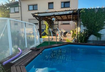 Mehrfamilienhaus in guter Lage mit 4 Wohnungen in Grenzach-Wyhlen/Siedlung zu verkaufen.