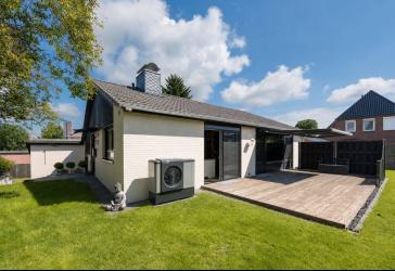 Ein besonderes Wohnkonzept: Modernisiertes Split-Level-Haus auf sonnigem Grundstück!