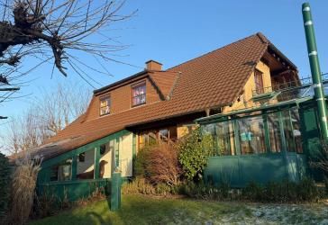 Traumhaftes 1-Familienwohnhaus mit Garage und Carport in bevorzugter Wohnlage von Holzminden