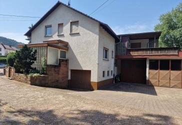 Familienfreundliches Haus mit Terrasse in Birkenhördt