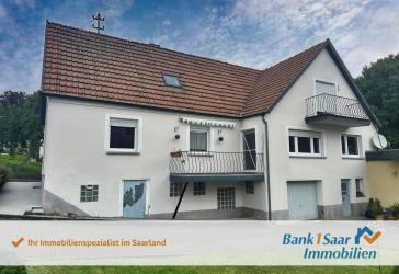 Großzügiges Einfamilienhaus mit Garten und Tiefgarage in ruhiger Lage von Bexbach-Frankenholz