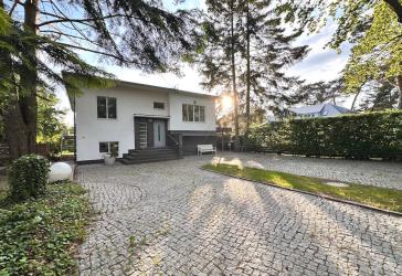 Vorschaubild Villa