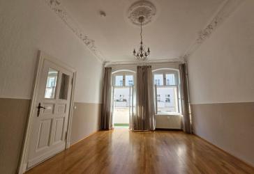 3 Zimmer 80 m² ab sofort befristet für 12 Monate Nähe Frankfurter Tor