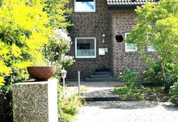 Reihenmittelhaus in Düsseldorf-Wittlaer