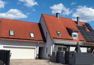 Doppelhaushälfte in Top-Lage von Kümmersbruck