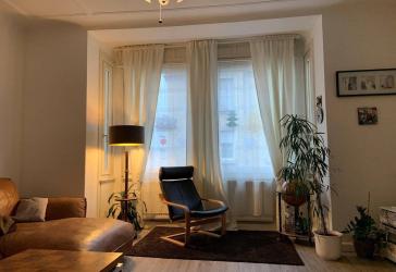 Maklerfrei: Altbau-Wohnung mit Charme in begehrter Lage!